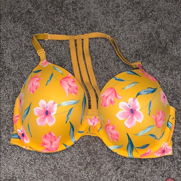 VS PINK push-up bra size 34D